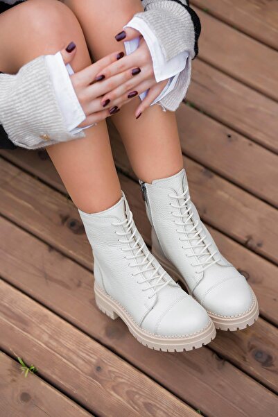 Parponi Roy Bağcıklı Kadın Hakiki Deri Postal Ekru