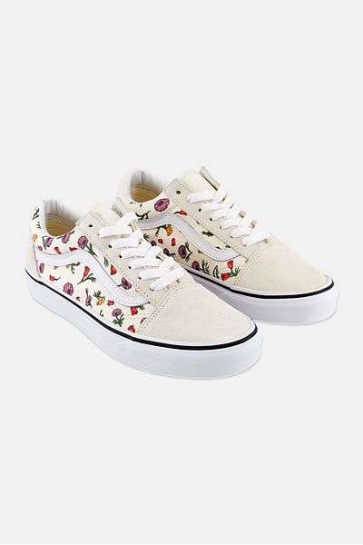 Vans حذاء نسائي كاجوال برباط من Old Skool، لون كريمي