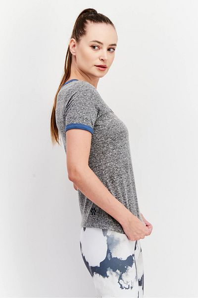 BOBS from Skechers Women Sportswear Fit Short Sleeves Graphic Top, Grey Heather