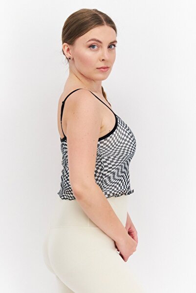 X-Girl Women Scoop Neck Diamond Plaid Singlet Top, Black