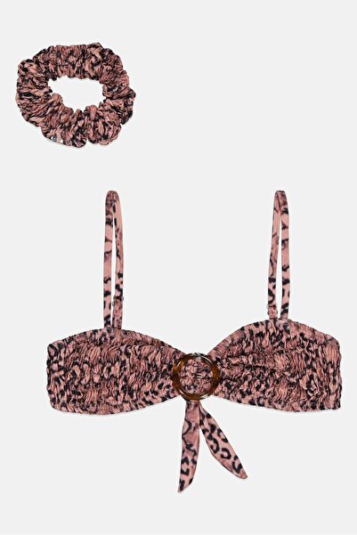 Missguided بيكيني علوي مطبوع بالكامل للنساء مع ربطات شعر، متعدد الألوان