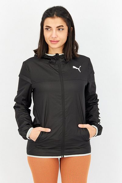 Puma سترة تدريب رياضية نسائية مقاومة للرياح بشعار العلامة التجارية، باللون الأسود