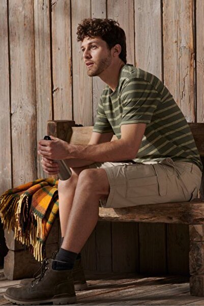 Tchibo Men Solid Cargo Shorts, Beige