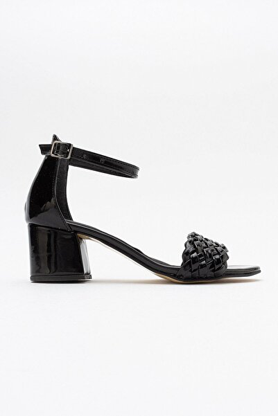 Ccway Dámské jednopáskové sandály na podpatku ČERNÁ lakovaná kůže