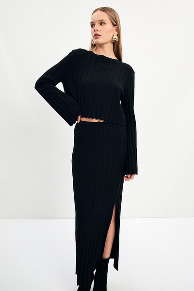 Setre Black Long Sleeve Relaxed Fit - Crew Neck Blouse and Skirt Knitwear Set
