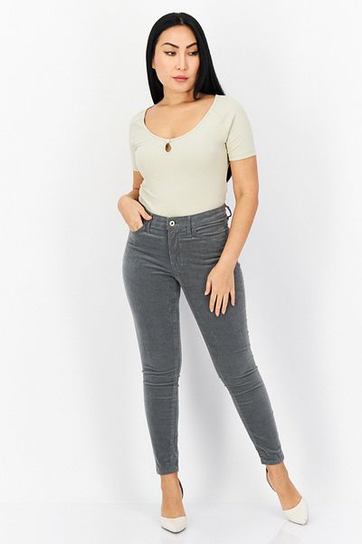 Tommy Hilfiger Women Skinny Fit Corduroy Cropped Pants, Light Olive
