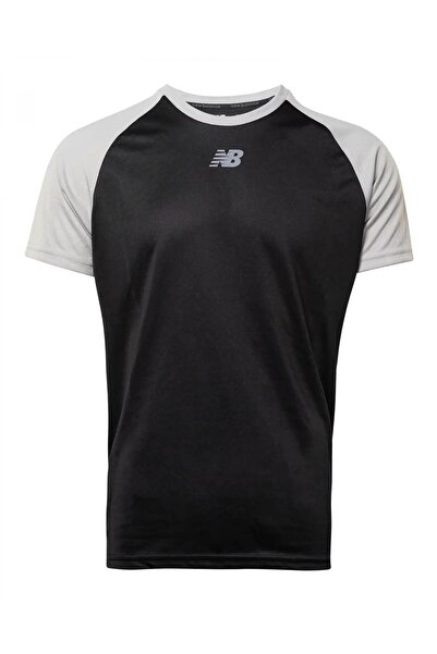 New Balance TST2204-BK Erkek Tişört