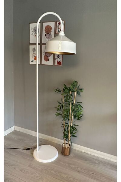 Bamyum Beyaz Lambader Modern Dekoratif Metal Oturma Odası Çalışma Odası Zemin Lambası