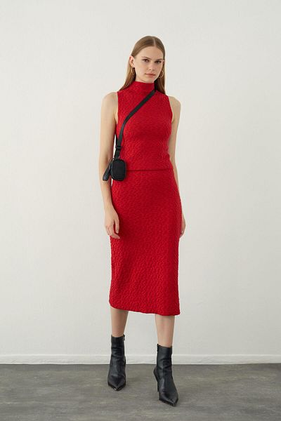 SHERIN Red High Collar Knitwear Blouse
