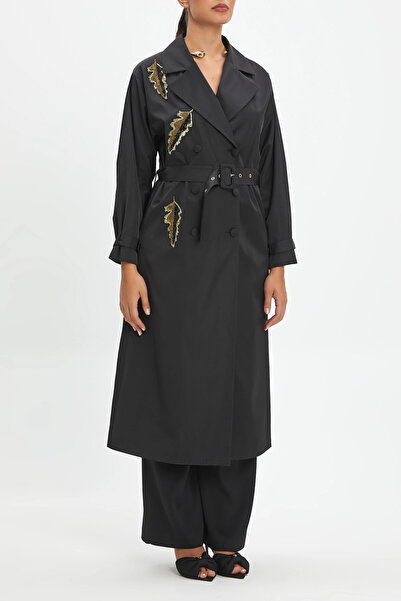 SERPİL Kemerli Ceket Yaka Yaprak Desen Nakış İşlemeli Siyah Trençkot 39011