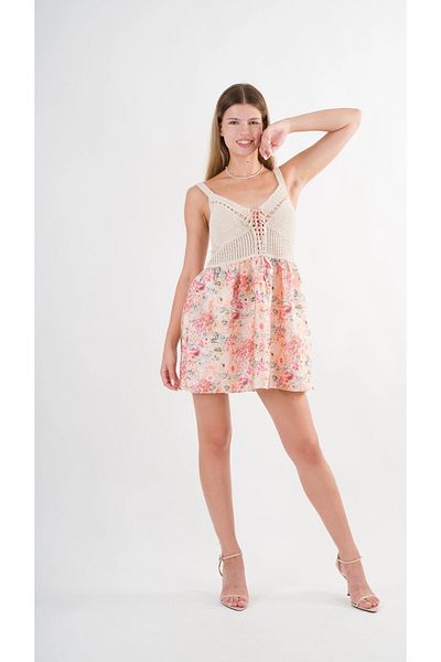 hazelin Satin V-Neck Mini Dress - Multicolor Print with Ring Detail and Belted Hzl24S-Yy250