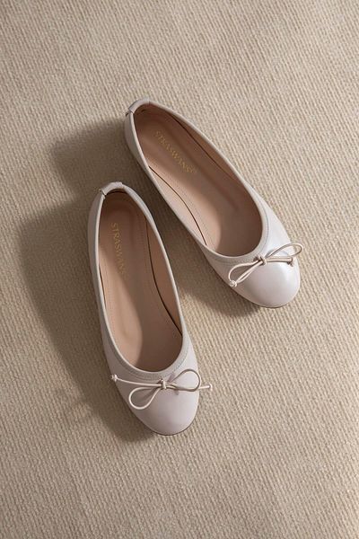 STRASWANS Maya Women's Bow Detail Leather Ballerinas Beige