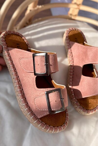 I Love Shoes Γυναικείες παντόφλες Paxseh Suede - Λεπτομέρεια με αγκράφα, χρώμα πούδρας