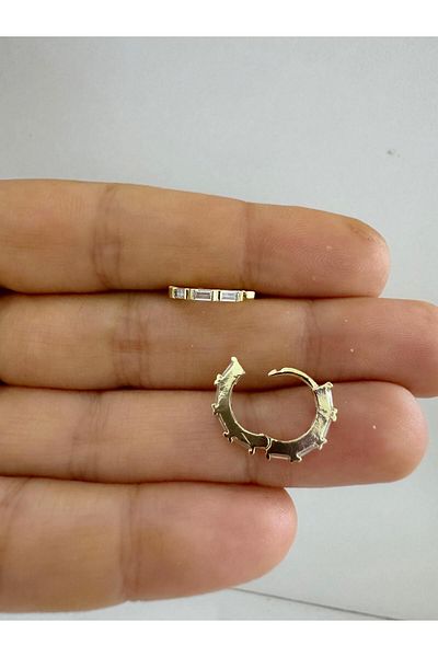 Arescollection 1 Piece Baguette Zircon Stone Helix Tickle Lobe Compatible Ring Piercing Earring