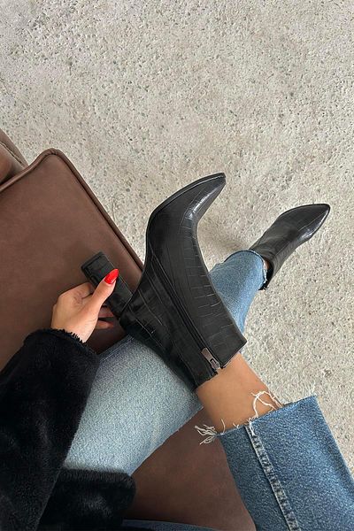 STRASWANS Cizme de crocodil cu toc Fergal pentru femei negre