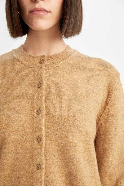 DeFacto Crew Neck Regular Fit Knitwear Cardigan - Flat Button C9052Ax24Wn