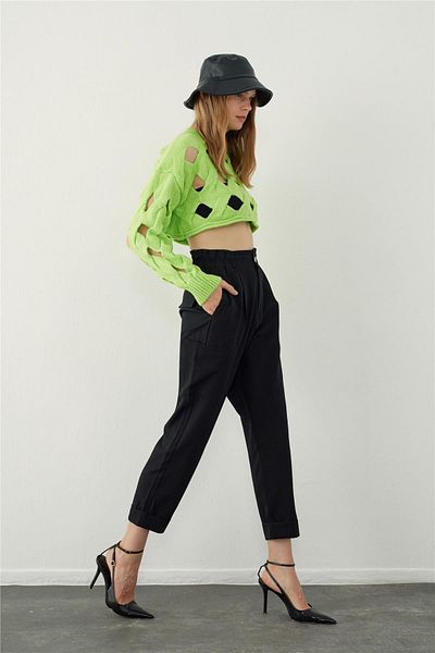 SHERIN Kiwi Oversize Hole Knitwear Crop Pulover