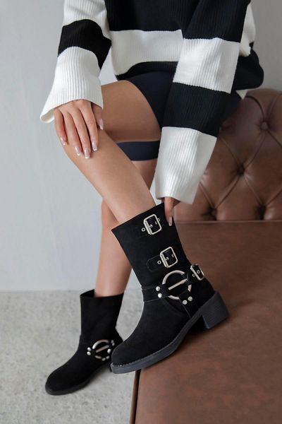 STRASWANS Senya Women's Accessory Detail Suede Boots Black