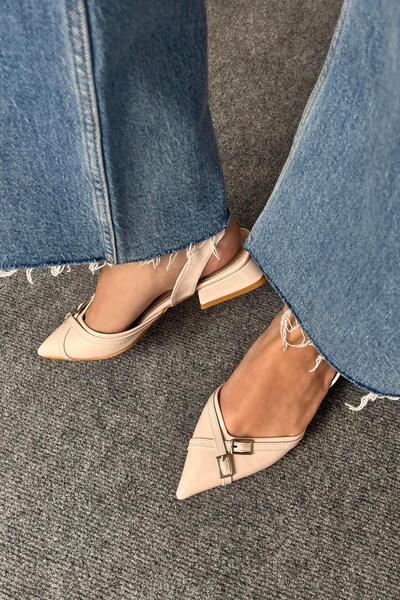 STRASWANS Claret Women's Heeled Patent Leather Shoes Beige