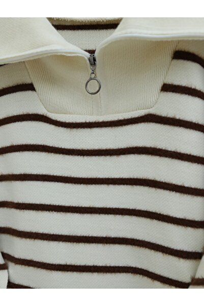 Modamorfo Garland nyakú cipzáras csíkos kötöttáru szett - Krém
