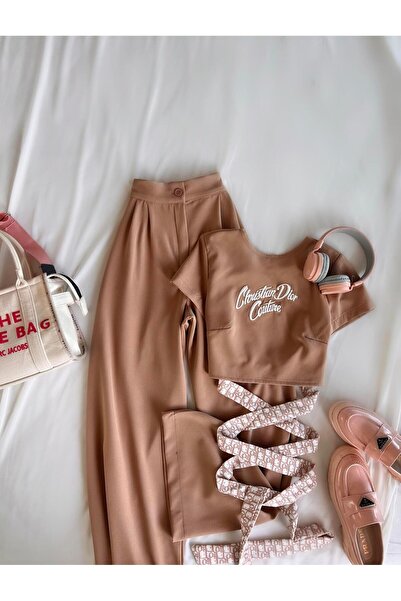 TamSeninTarzin ماركة باتريشيا - طقم بنطلون قصير بقصة منخفضة من الخلف