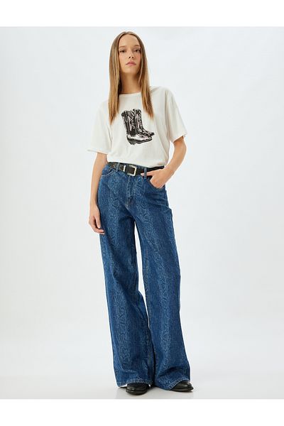 Koton Short Sleeve Crew Neck Cowboy Boots Printed T-Shirt