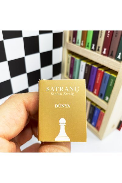 Çikolata Kütüphanesi Stefan Zweig Satranç Temalı Ciltli Çikolata Kütüphanesi