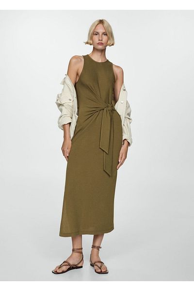 MANGO Woman Wiązana szczegółowa sukienka z dzianiny