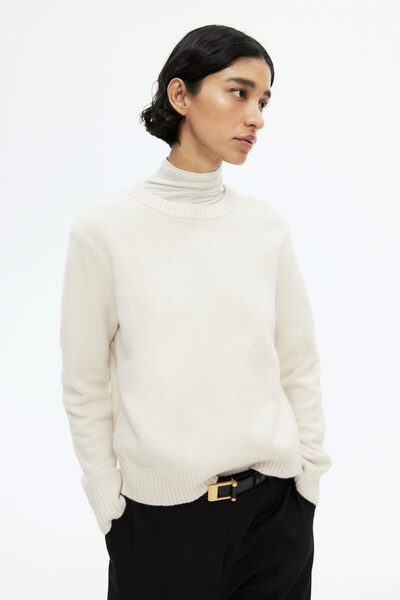 H&M Kazak