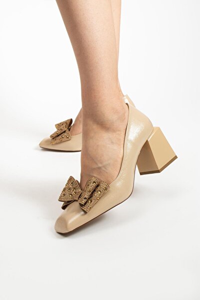 PARİS Kadın Bej Taşlı Fiyonklu Topuklu Ayakkabı