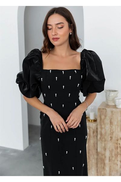 Afiş Butik Rochie de seară lungă cu mâneci cu balon brodate cu perle negre