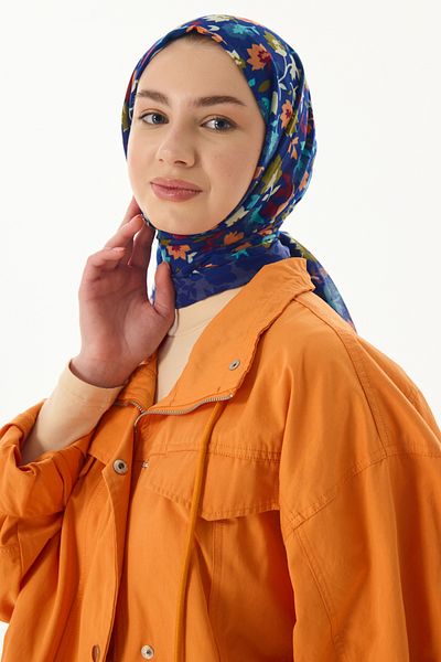 SOFT AKSESUAR Minimal Floral Patterned Shawl