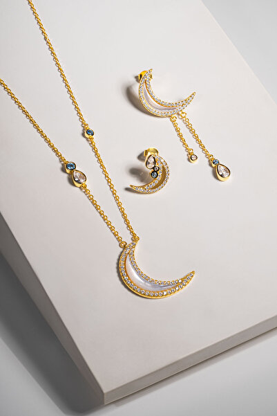 So CHIC... Sonsuz Işıltı 18 Ayar Sarı Altın Kaplama Gümüş Ay Küpe