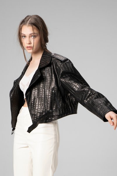 Dericlub H.Quinn Crop Biker Women's Leather Coat Black Printed