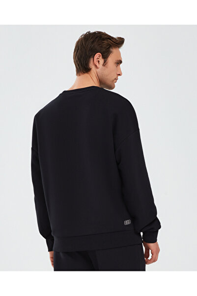 SKECHERS M Essential Crew Neck Sweatshirt Erkek Siyah Sweatshirt S232234-001