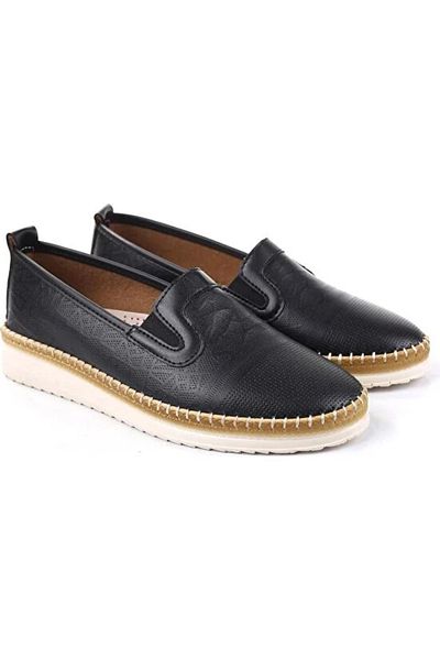 Prego (Gnd) Poly Light Sole Leather Casual Women's Shoes Black