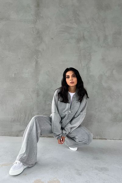 Seda Yalçın Atelier طقم كارديجان رياضي واسع الساق باللون الرمادي