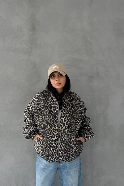 Seda Yalçın Atelier Κρεμ παλτό με σχέδιο λεοπάρ με ελαστική μέση και μανίκια