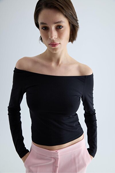 TUBİA Women's Boat Neck Black Blouse