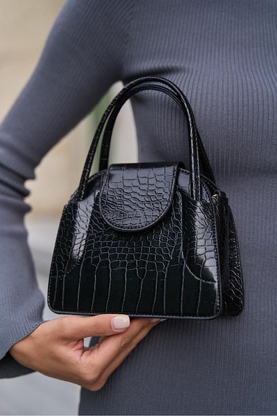 Madamra Schwarze Croco Damen Maja Clamshell Mini City Damentasche -