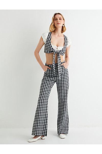 Koton X Tuba Unusal - Front Tie Crop Bustier