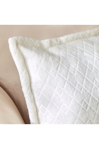 Home Box Lavish Diamond Solid Flannel Cushion Cover - 45x45 cm