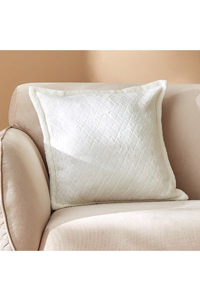 Home Box Lavish Diamond Solid Flannel Cushion Cover - 45x45 cm