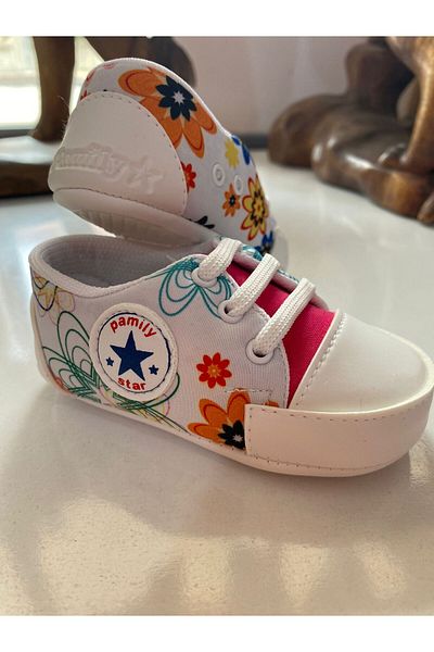 MUTLUDÜNYAM Size 19 First Step Shoes