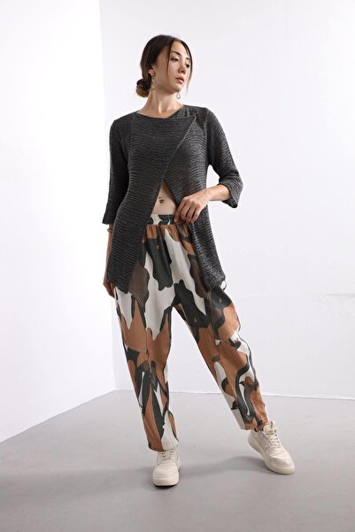 Şaman Butik Füme Rengi Kanca Detaylı Merserize Hırka