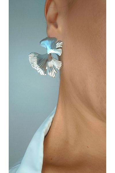Marlenka Steel Plate Fan Earrings