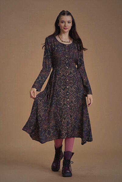 Los banditos Χειμερινό γυναικείο φόρεμα με μακρυμάνικο ασύμμετρο σχέδιο