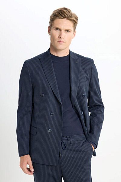 ALTINYILDIZ CLASSICS Slim Fit Slim Fit Swallow Collar Tie Waist with Cover Pocket Double Breasted Striped Navy Blue-White Suit Hand
