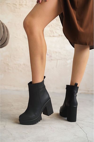 GOFFSHOES Women's Bavelda High-Sole Boots - Black