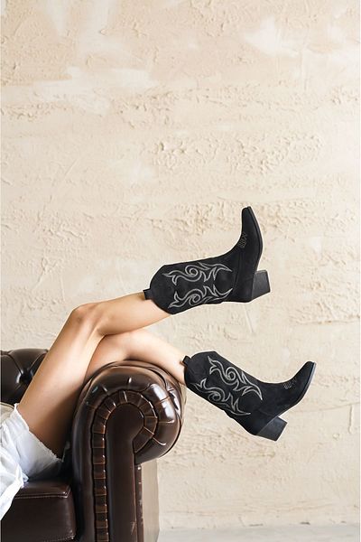 GOFFSHOES Дамски каубойски ботуши Darel - черни велурени